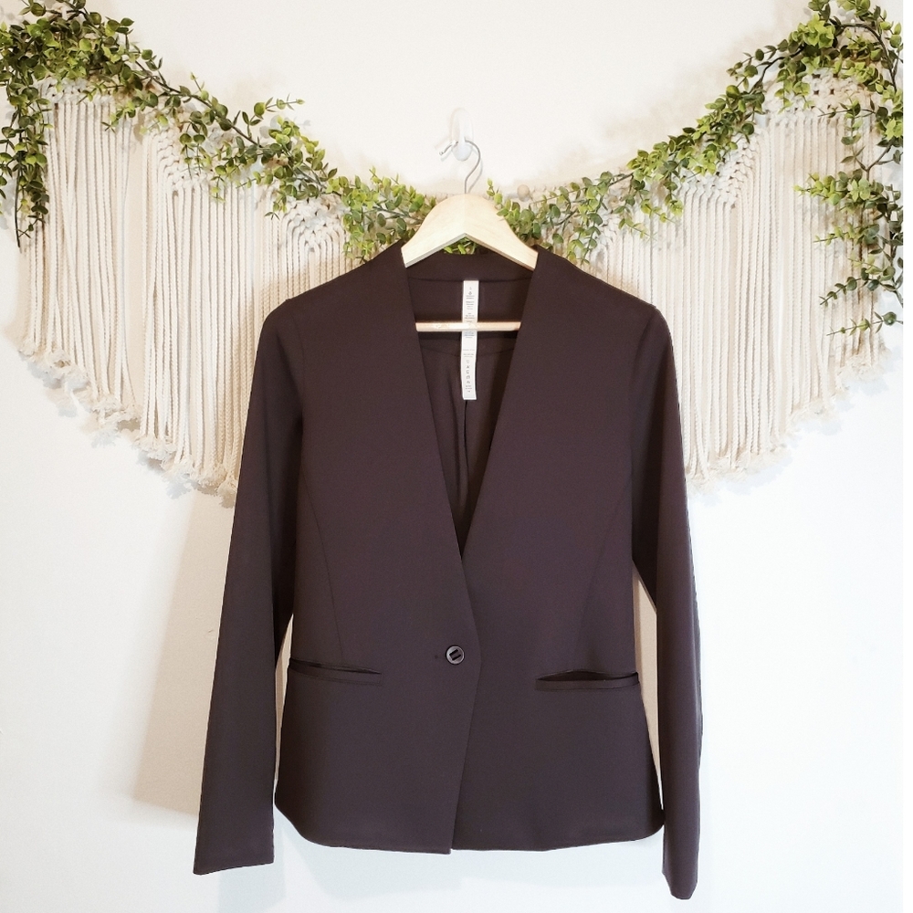 LULULEMON Black Button Power Date Blazer Jacket 6